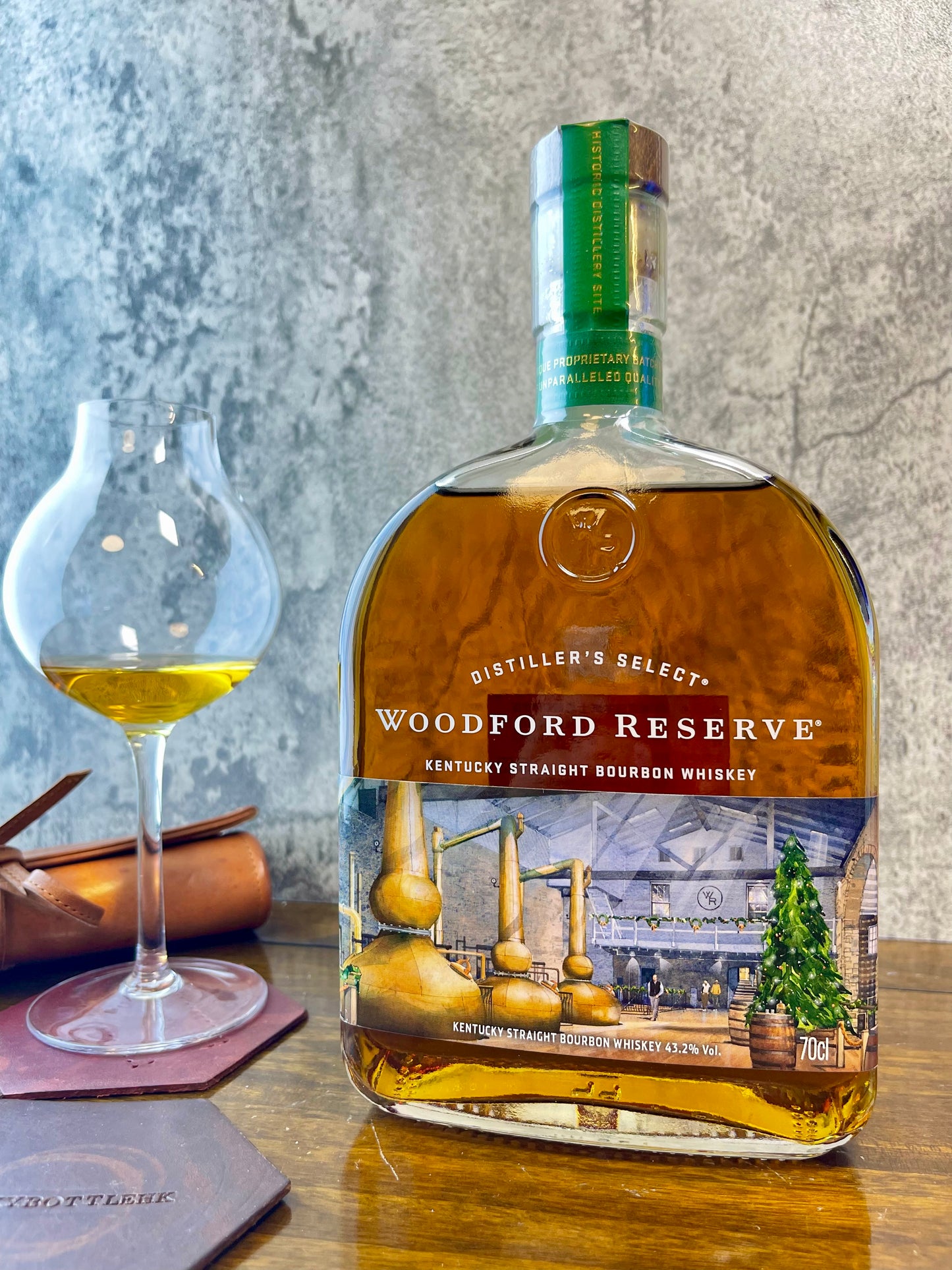 Woodford Reserve 2021 Copper and Stone Holiday Special Edition 假期 限定版 精選 波本 威士忌700ml