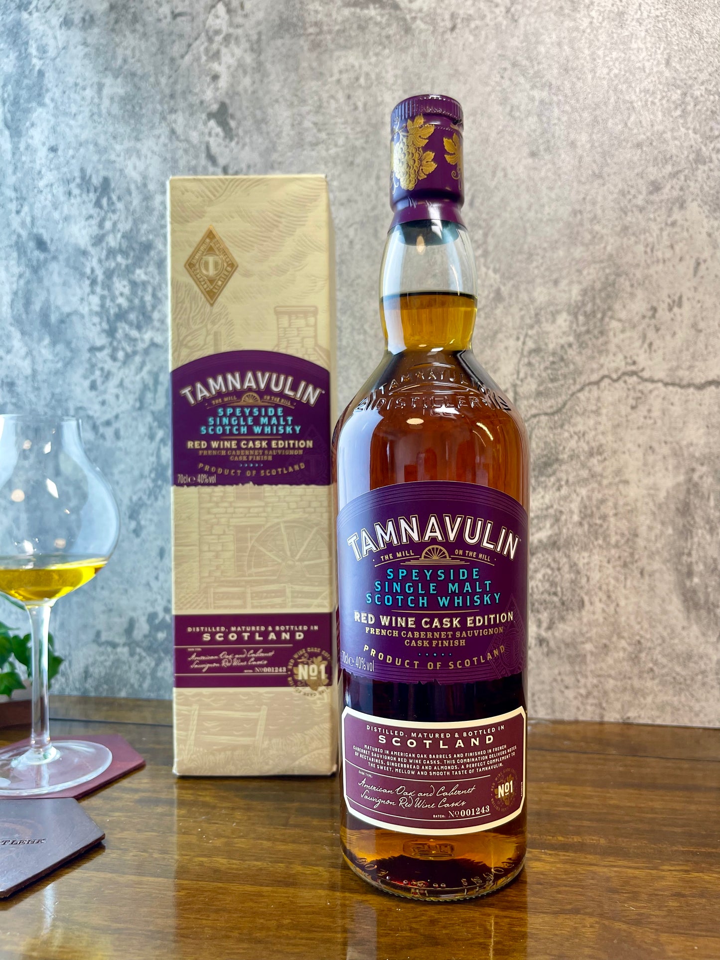 Tamnavulin Red Wine Cask Edition French Cabernet Sauvignon Cask Finish Single Malt Whisky 限量玩桶系列(法國卡本內蘇維濃紅酒桶) 單一麥芽威士忌 700ml